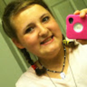 Meet your Posher, Phoebe